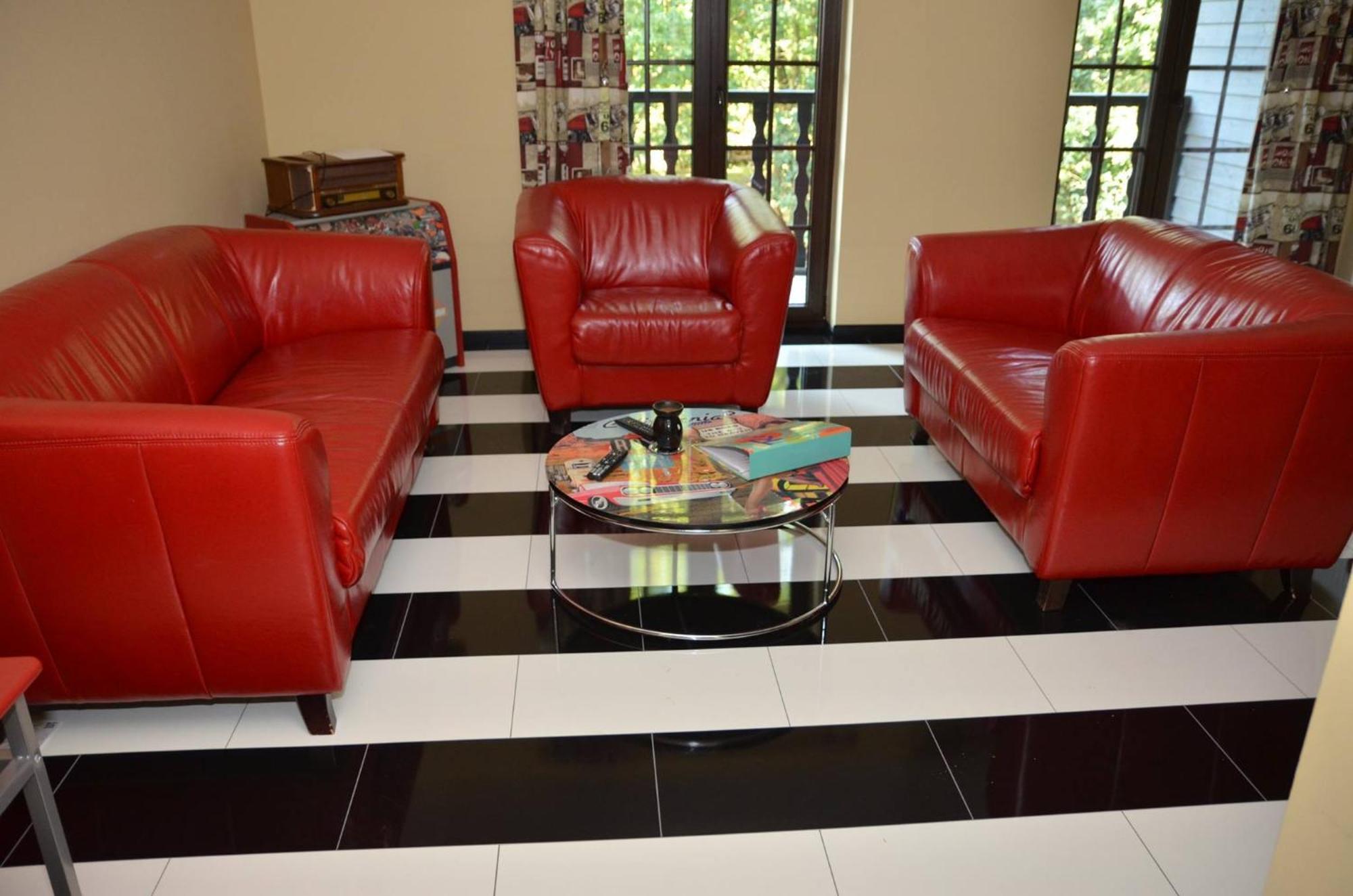 Guest House Western-City Chaudfontaine Ngoại thất bức ảnh