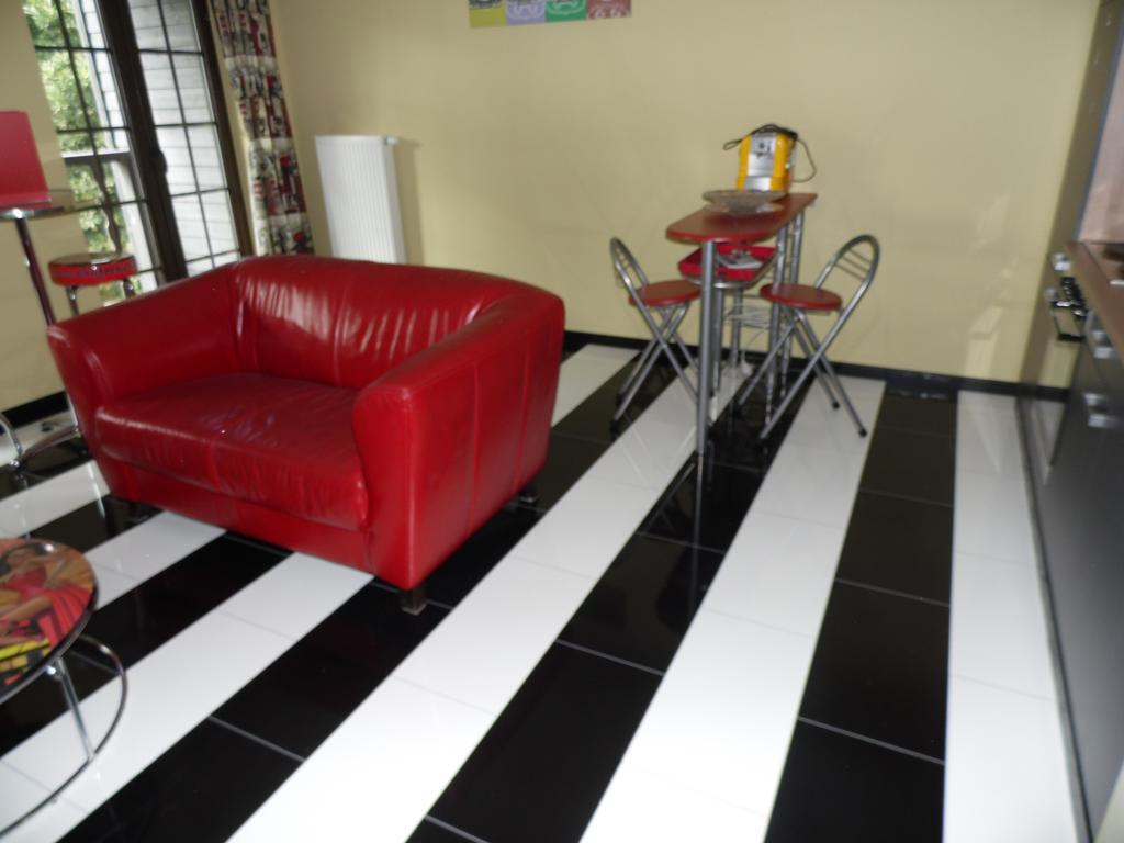 Guest House Western-City Chaudfontaine Ngoại thất bức ảnh